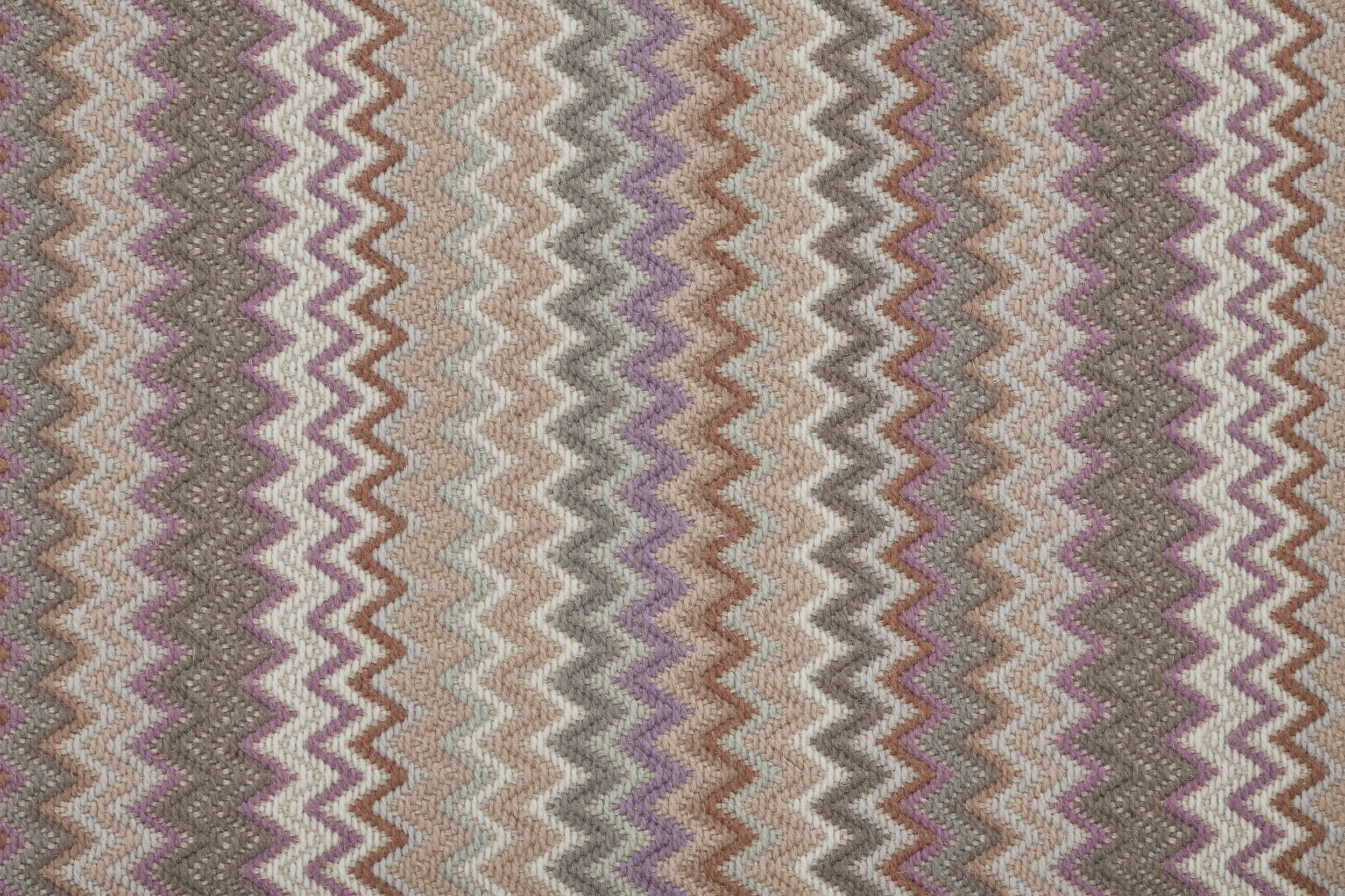#color_94 Violet