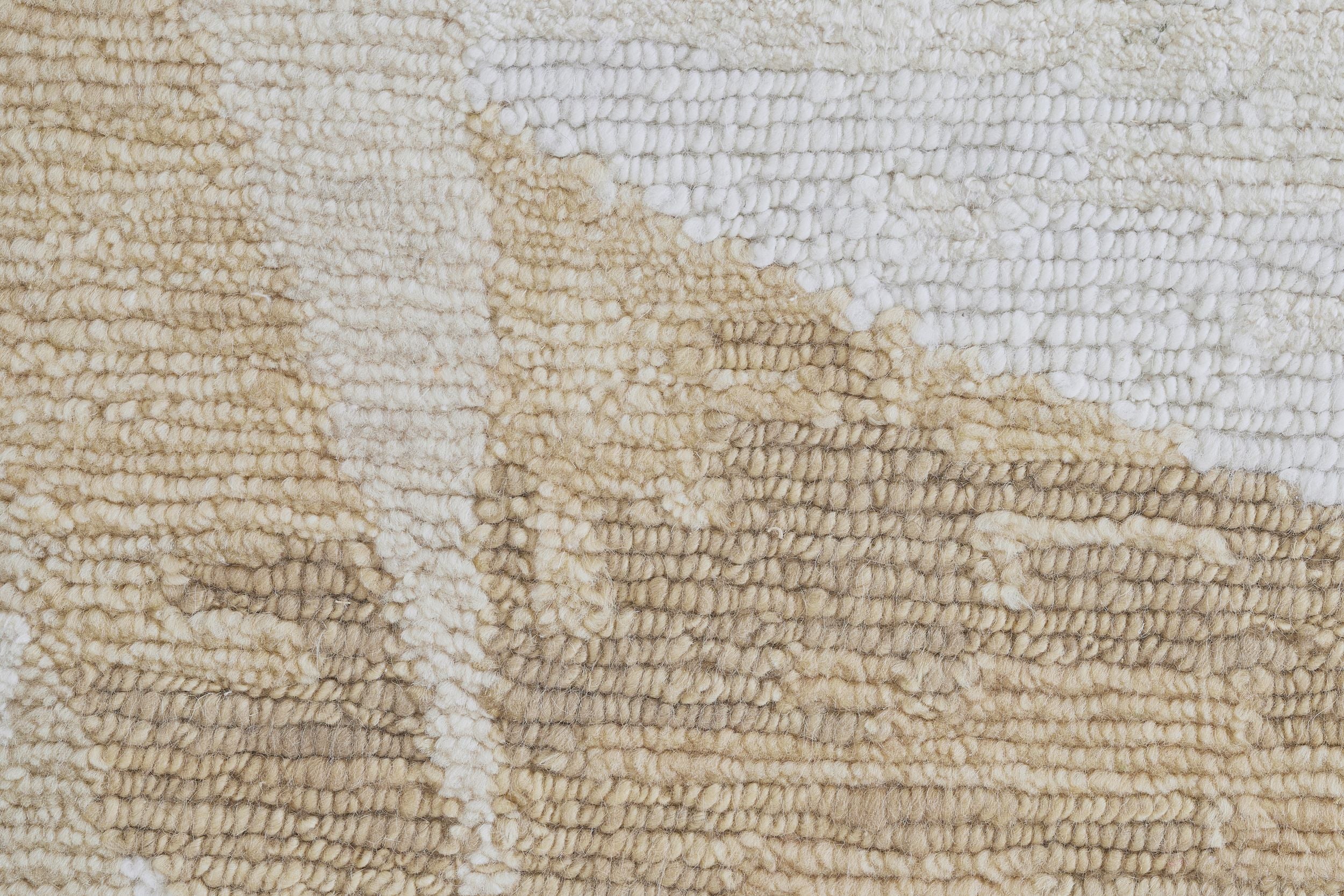 #color_Desert Sand