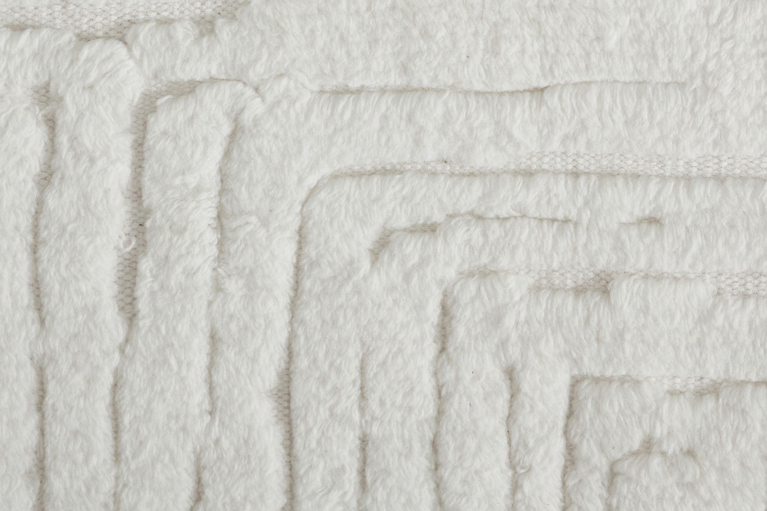 #color_Snow