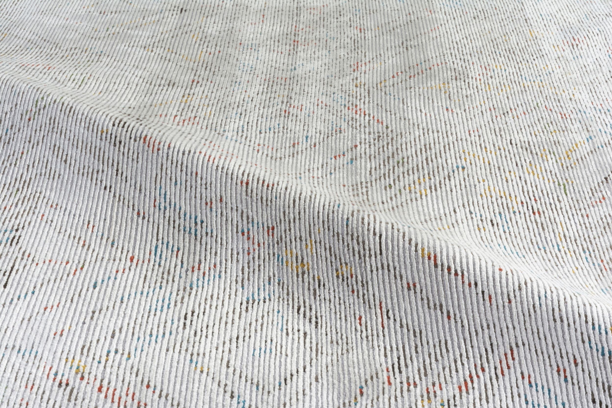 #color_Ivory / Multi