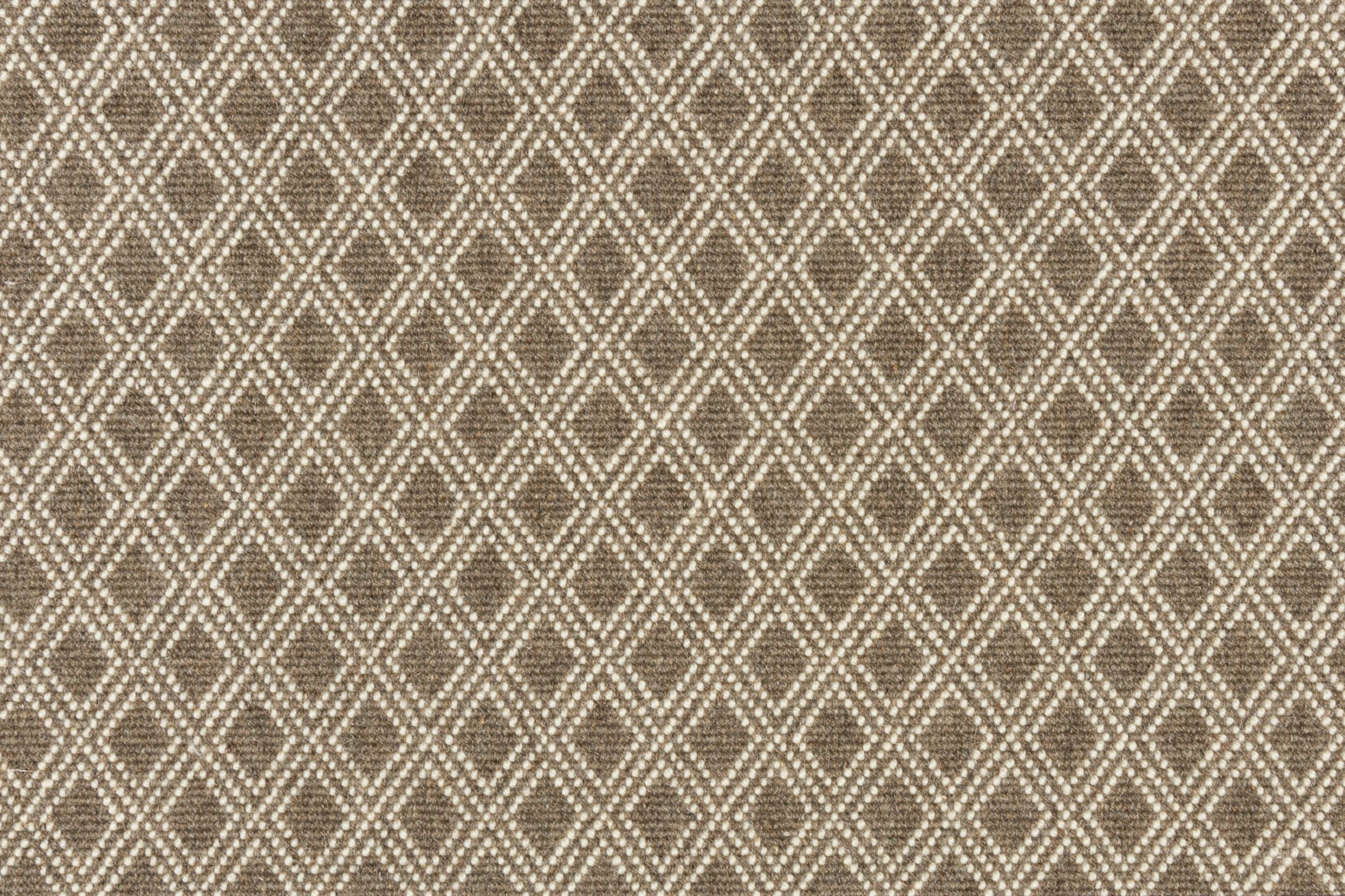 #color_101 Brownstone