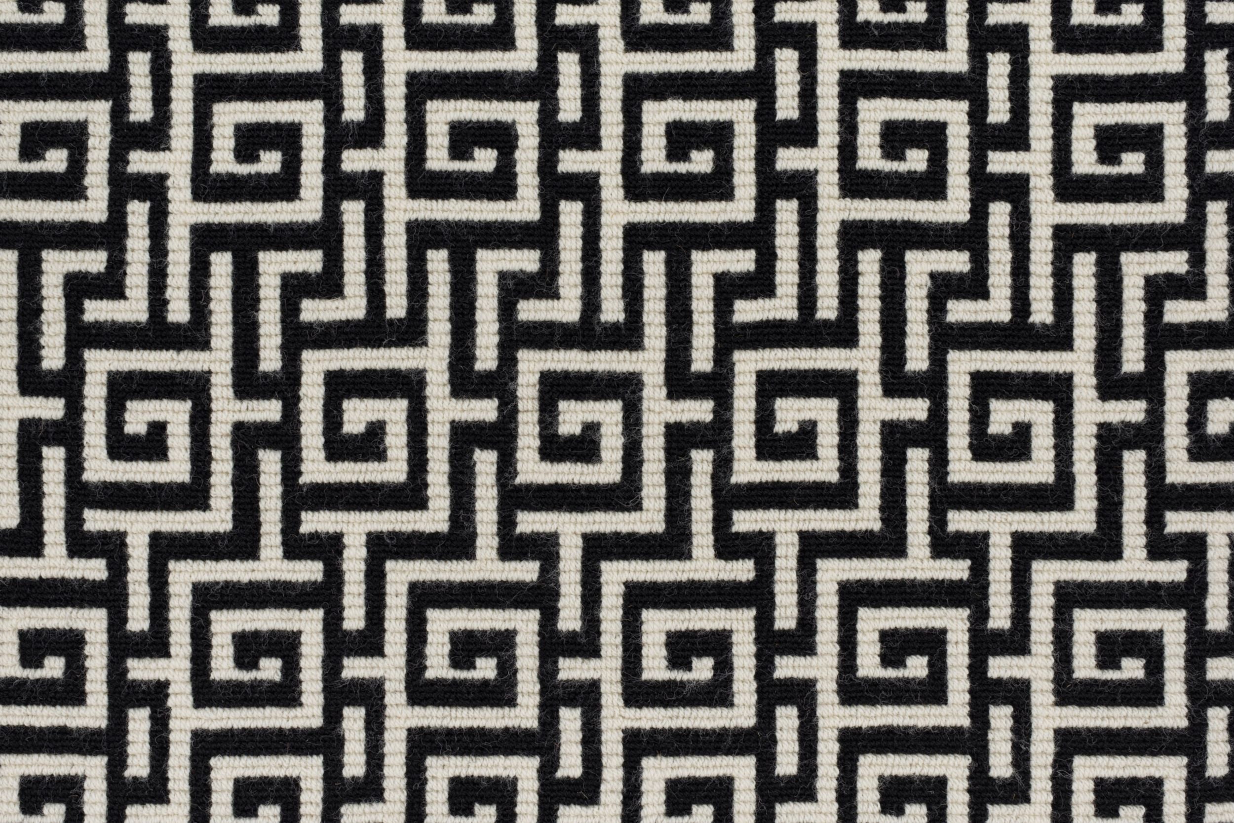 #color_601 Black