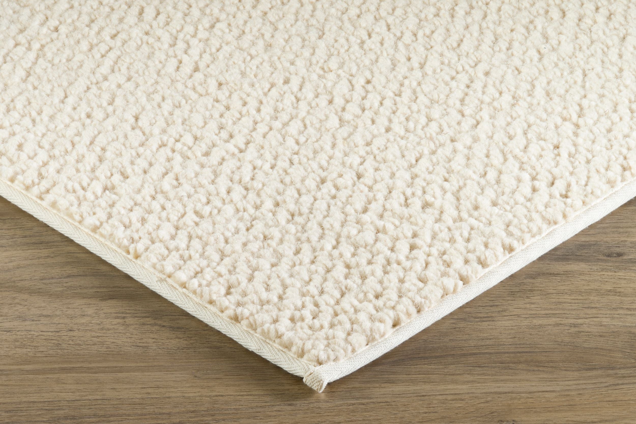 #color_61 Linen