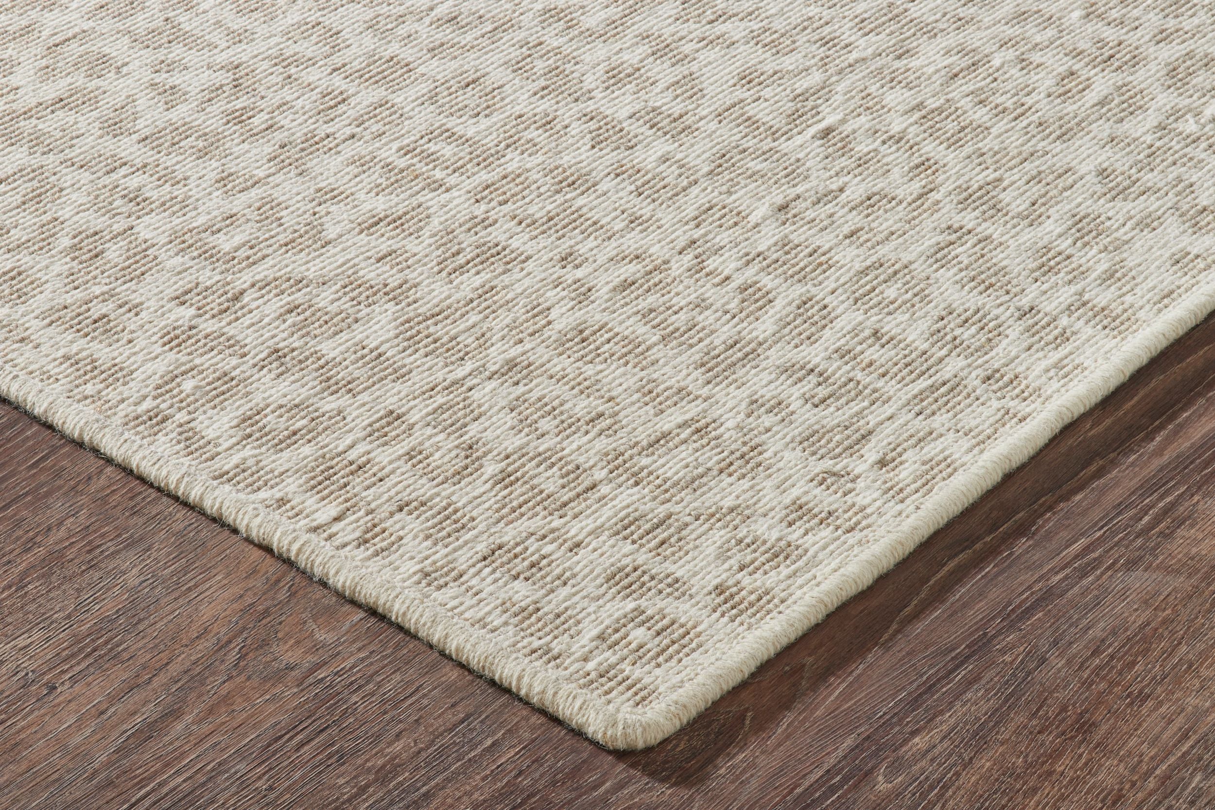 #color_33 Linen