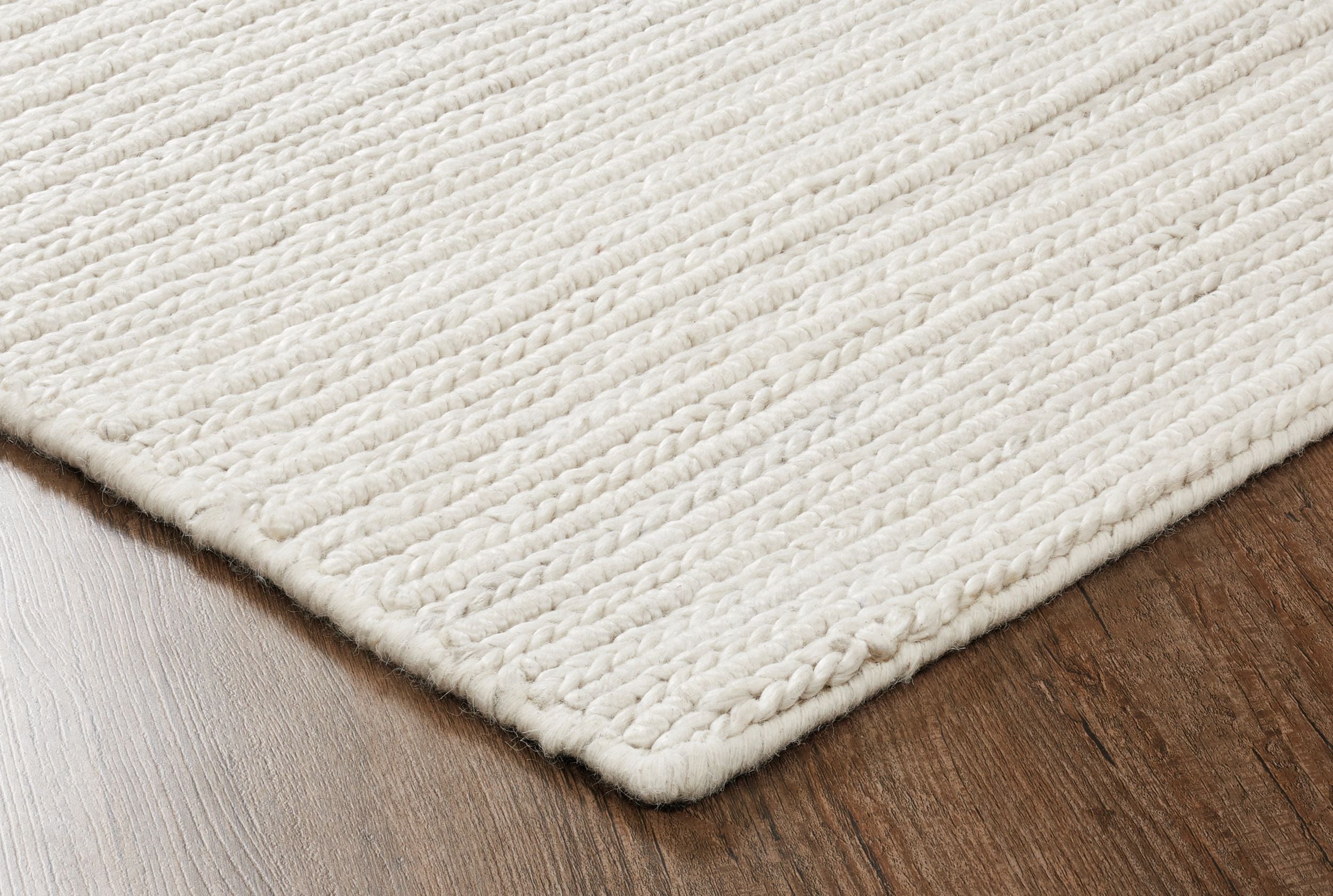#color_21 Linen