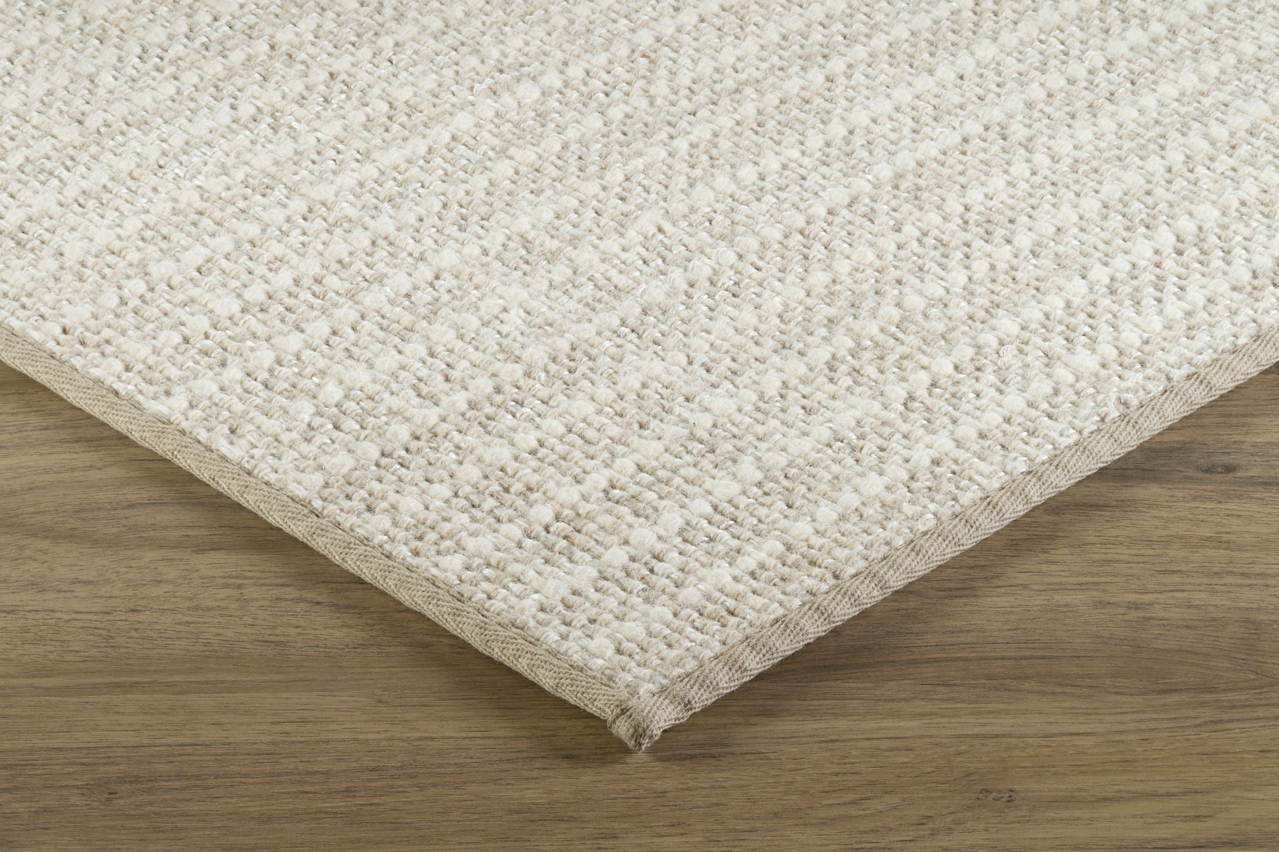 #color_91 Ivory