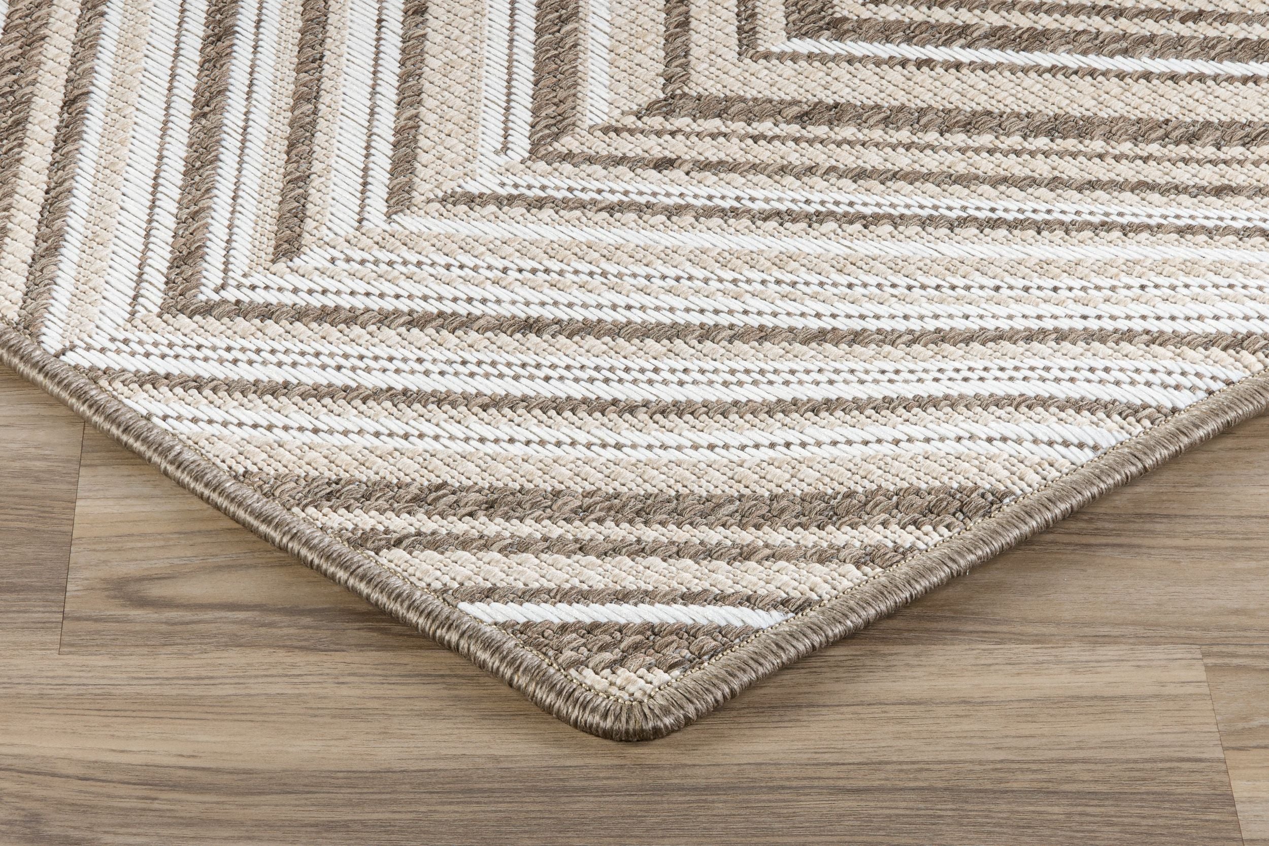 #color_5 Taupe