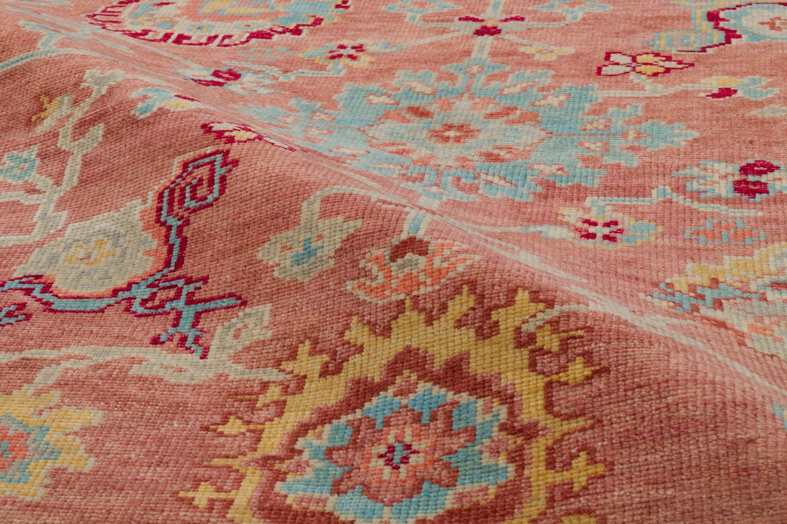 #color_Coral