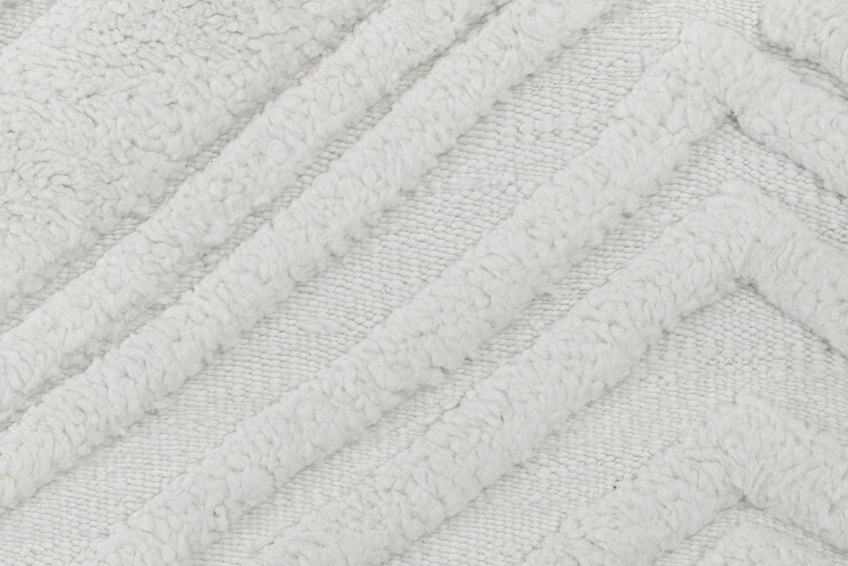 #color_Ivory