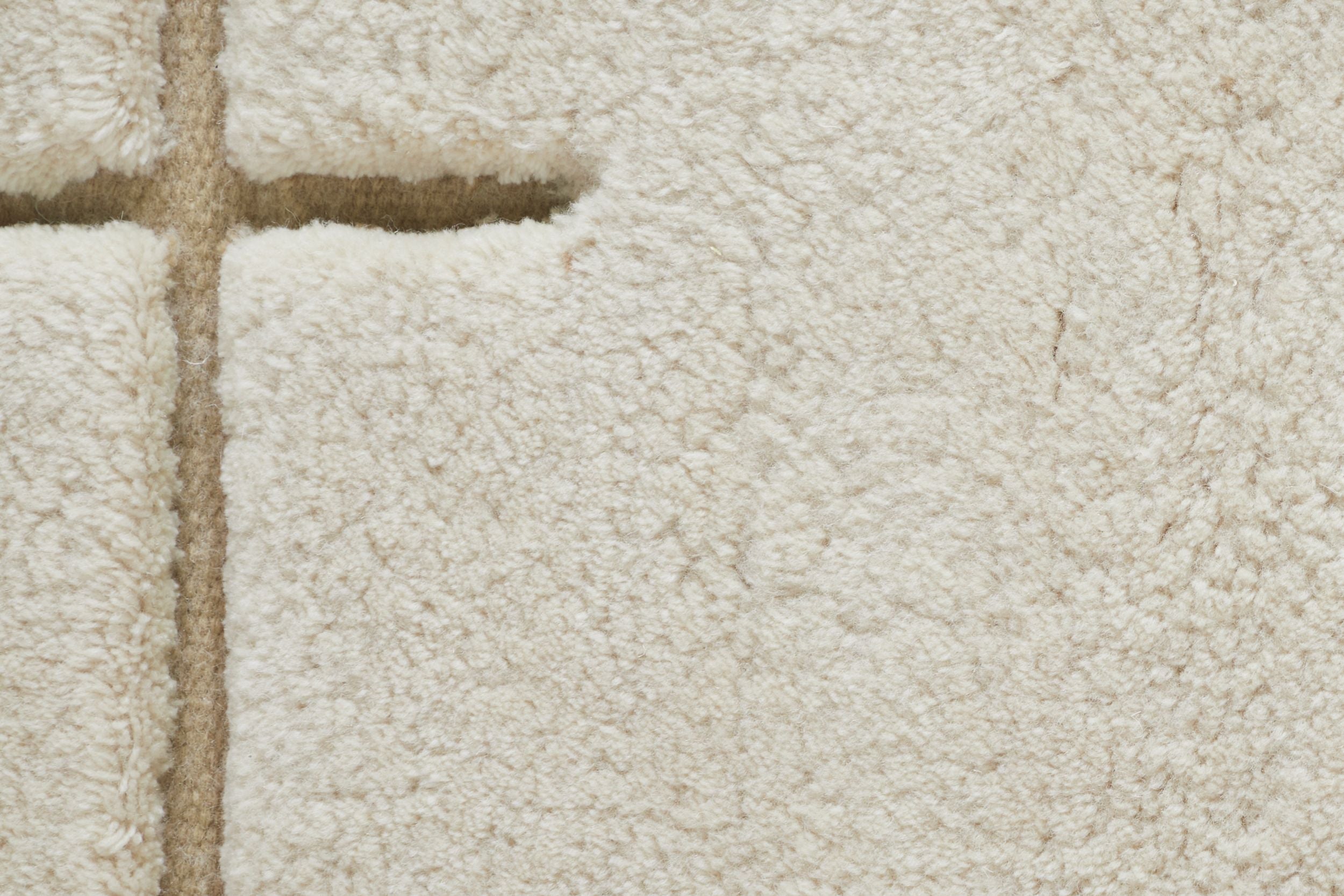 #color_Sand