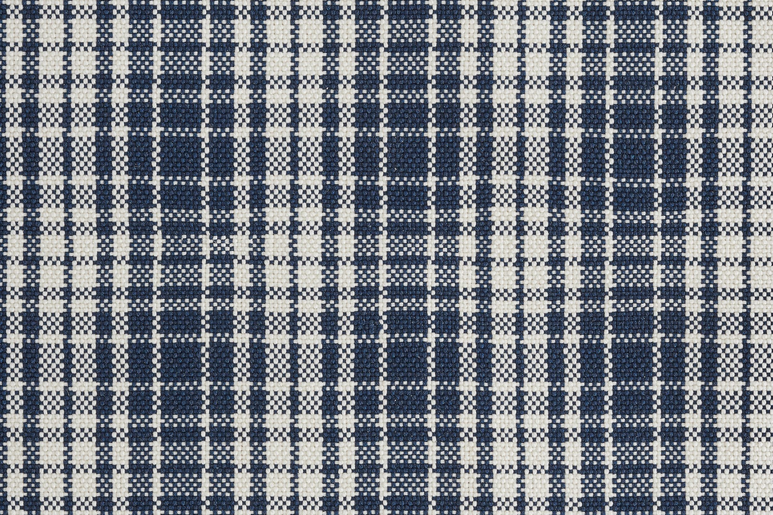 #color_70 Admiral