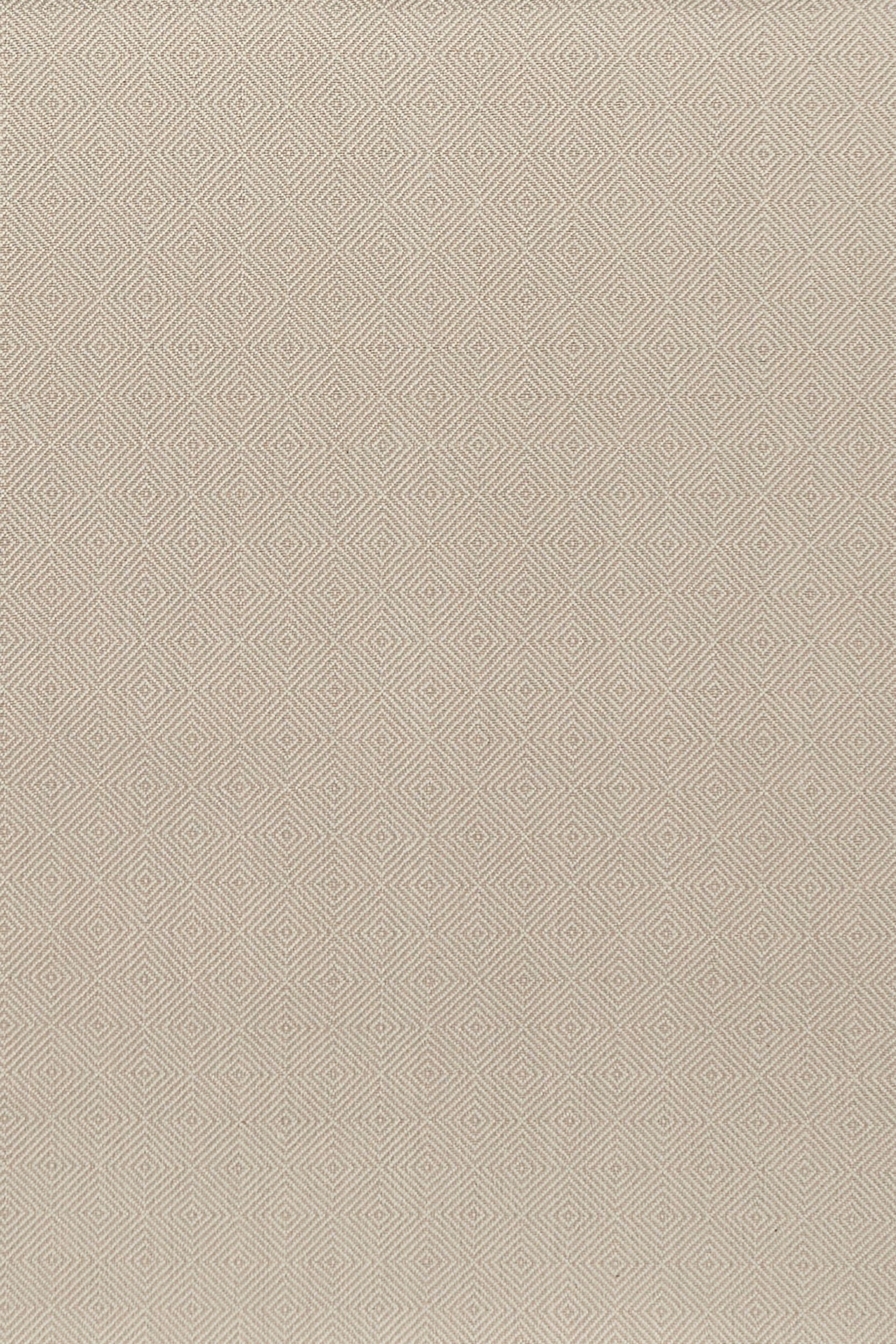 #color_32 Sand