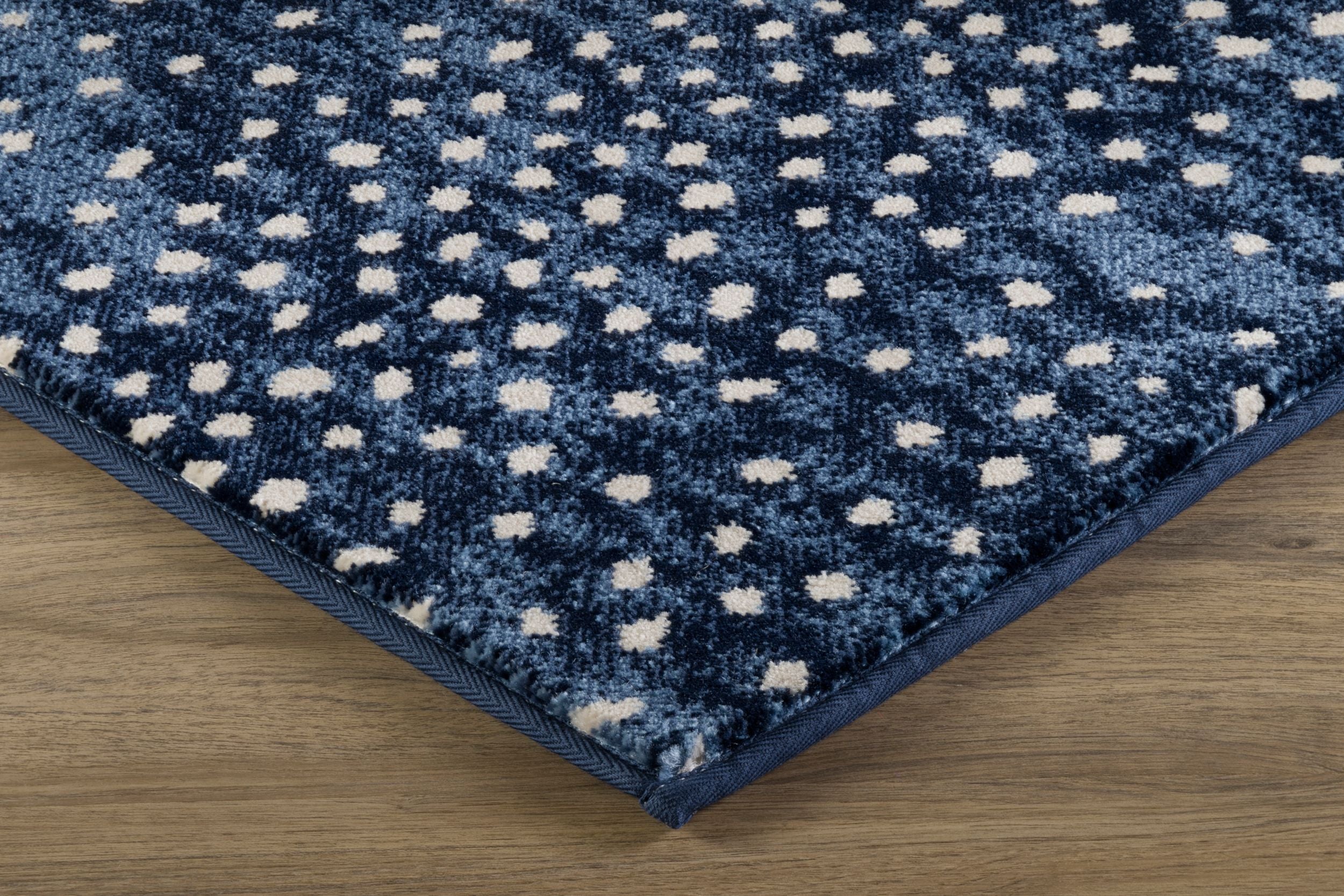 #color_30 Navy