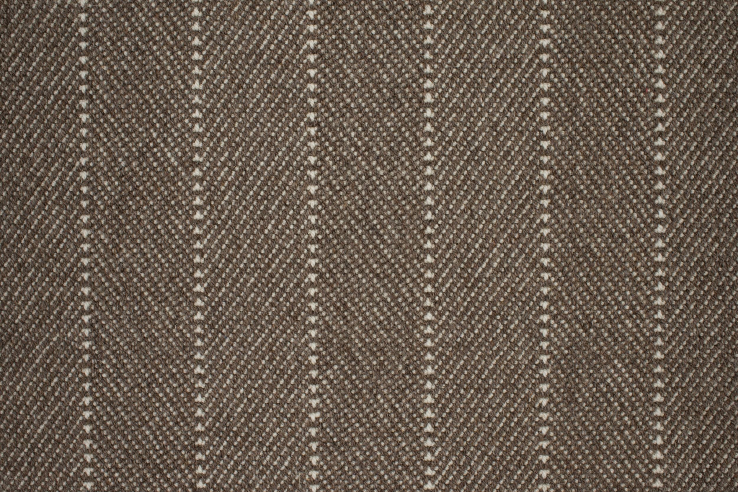 #color_101 Brownstone