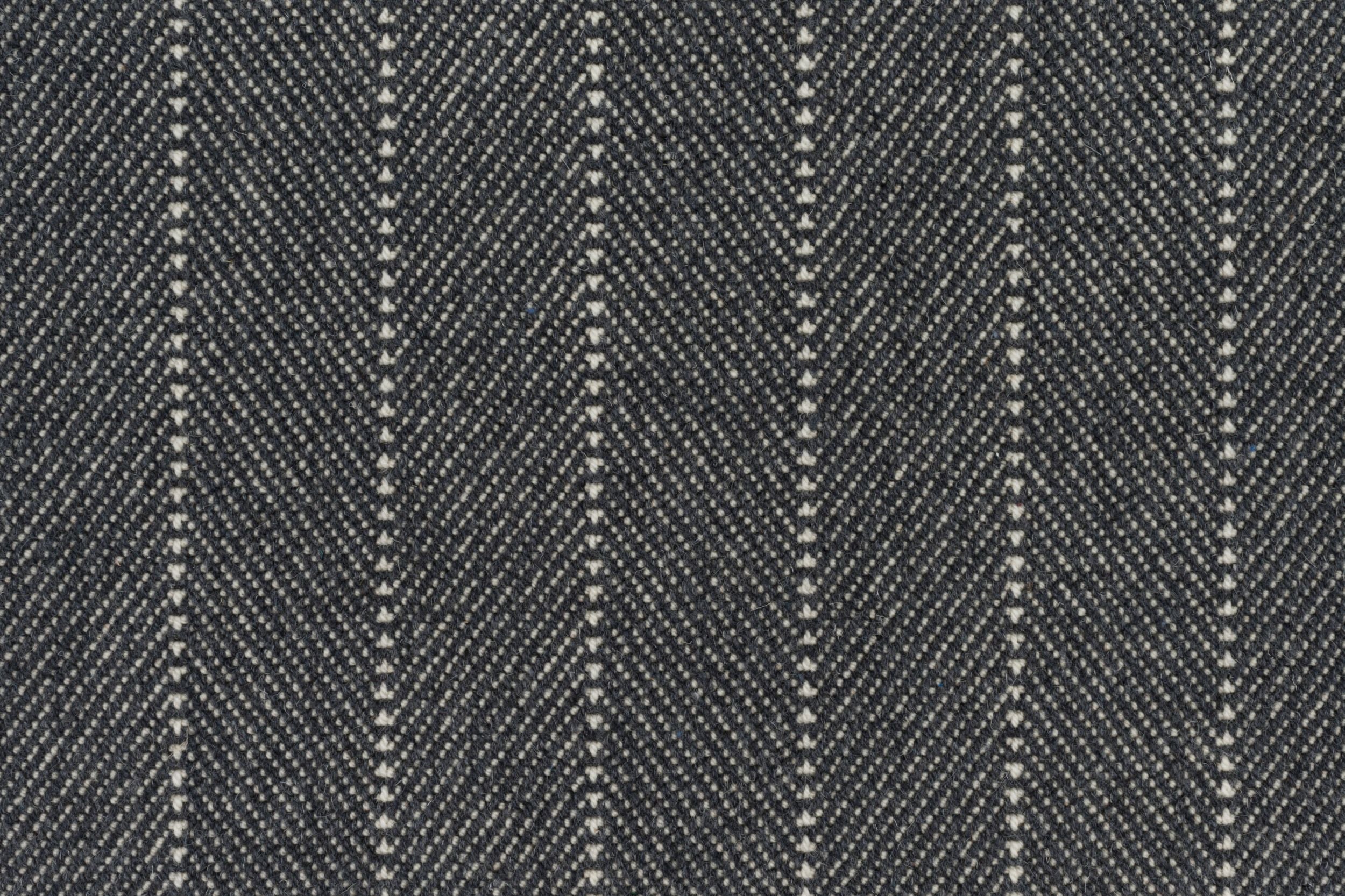 #color_104 Charcoal