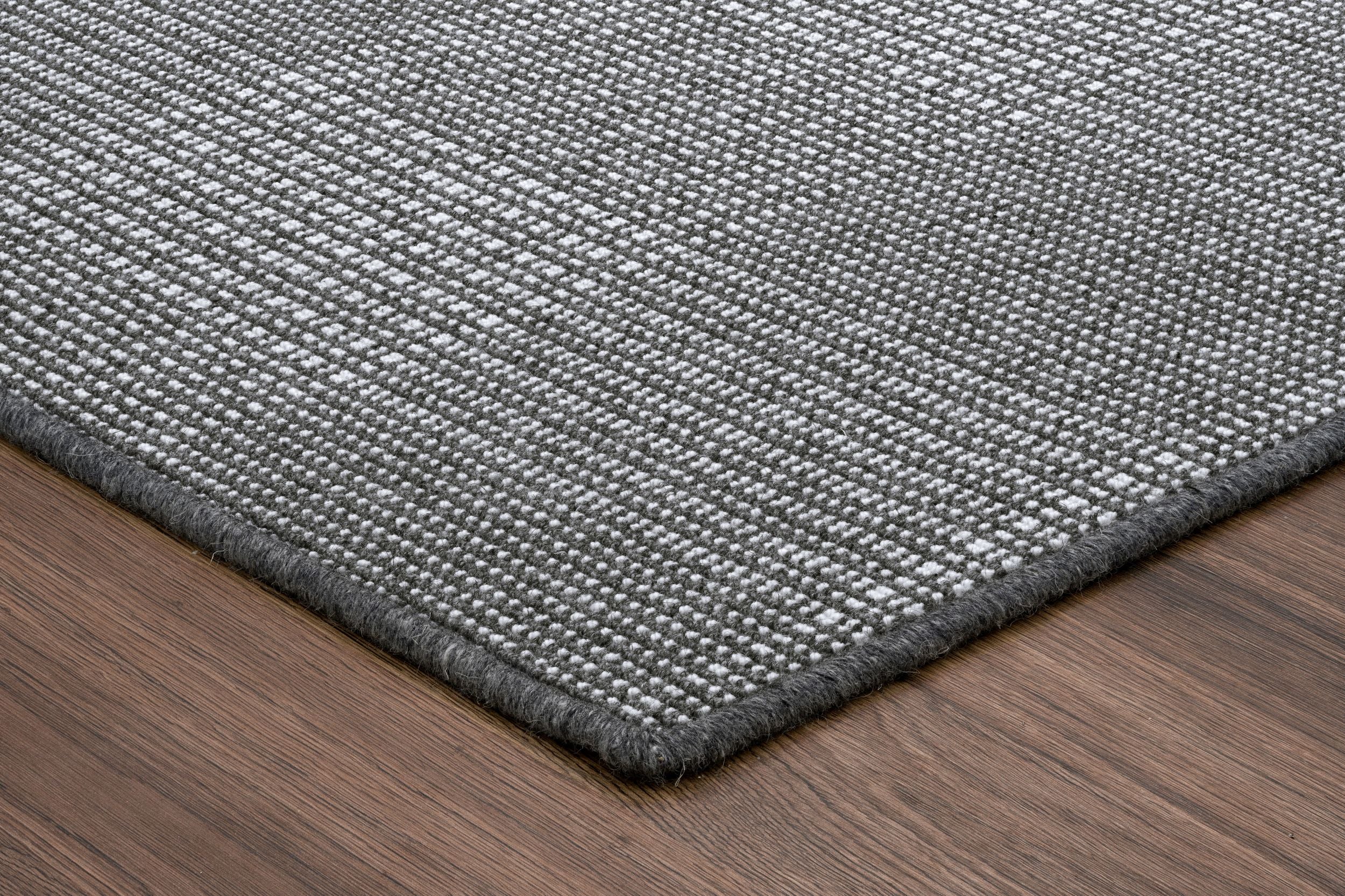 #color_90 Charcoal Grey