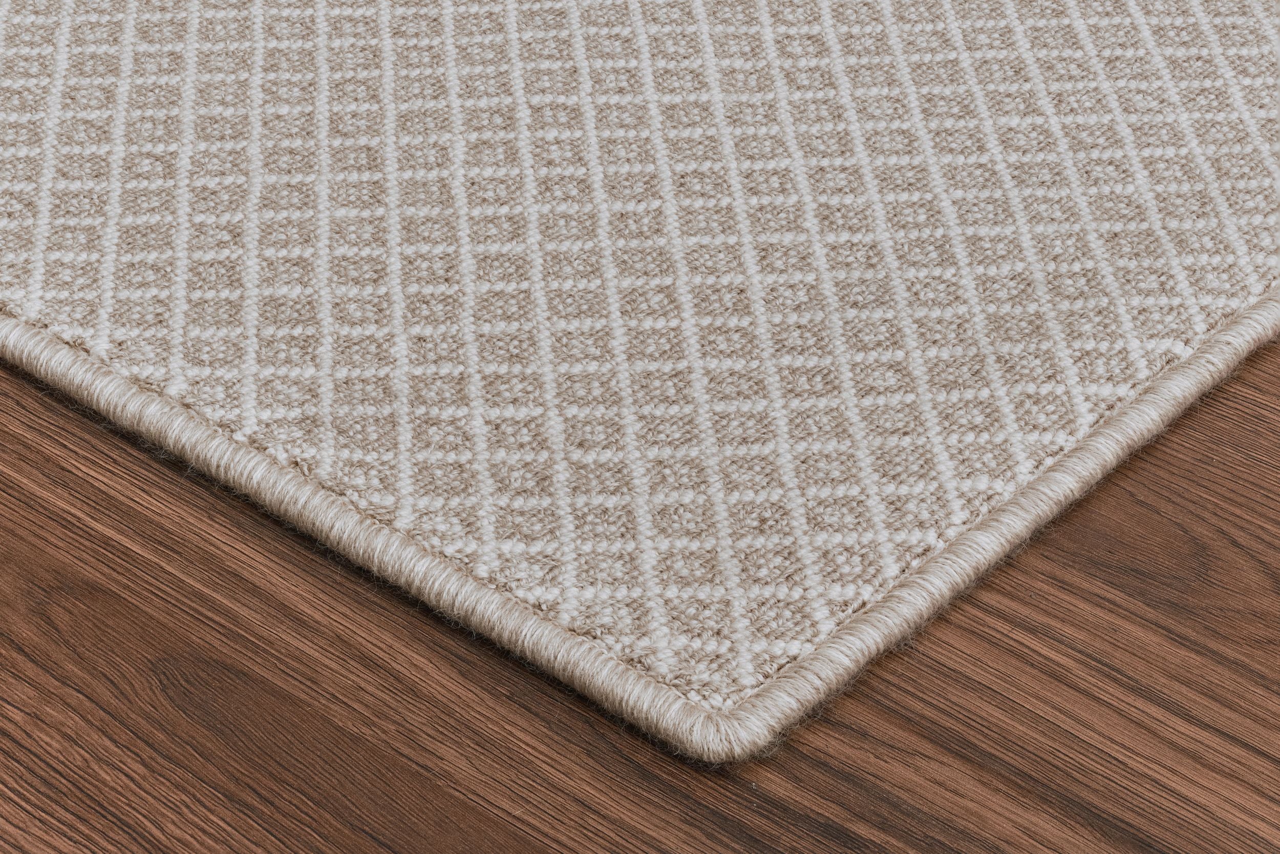 #color_46 Linen