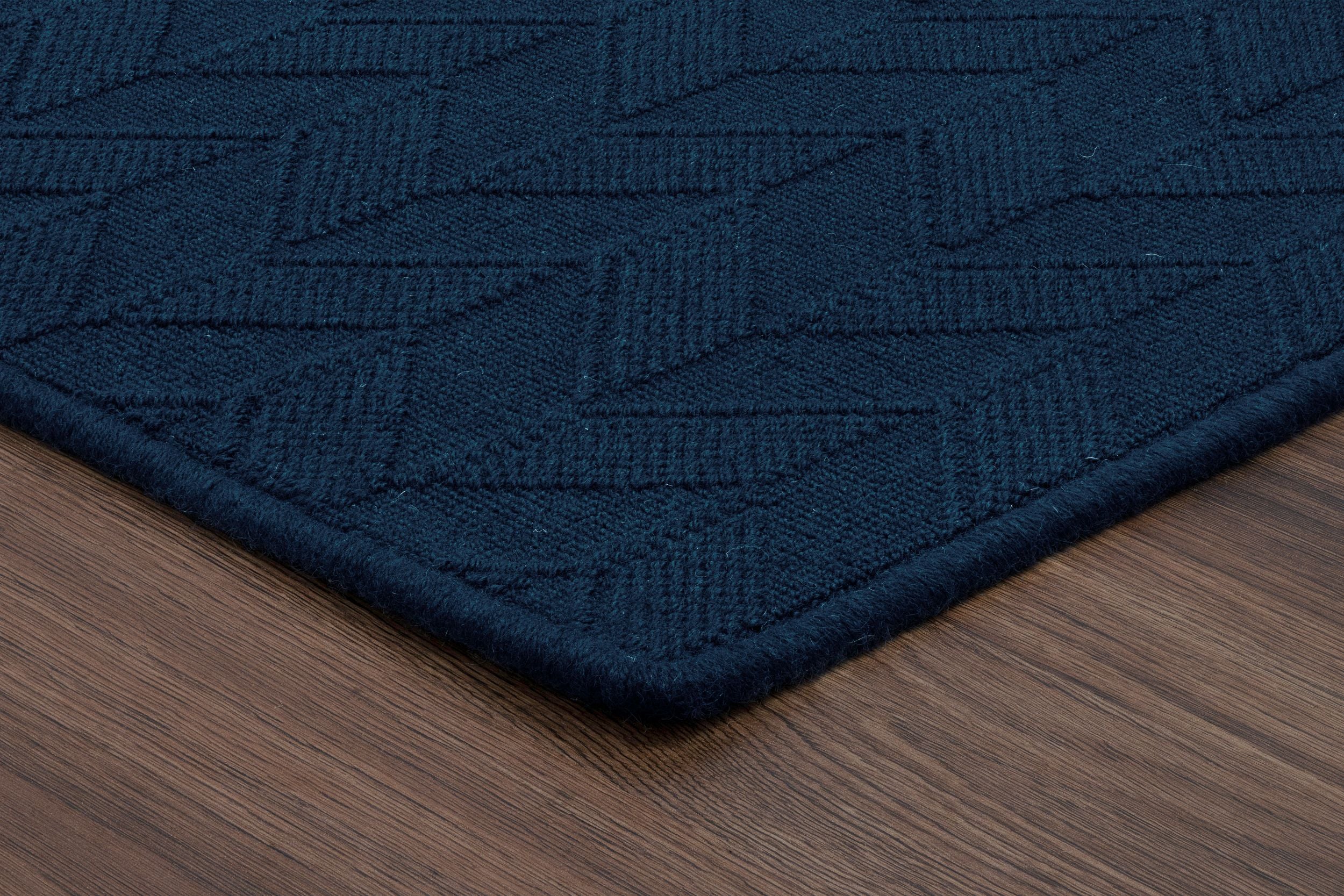 #color_3 Navy