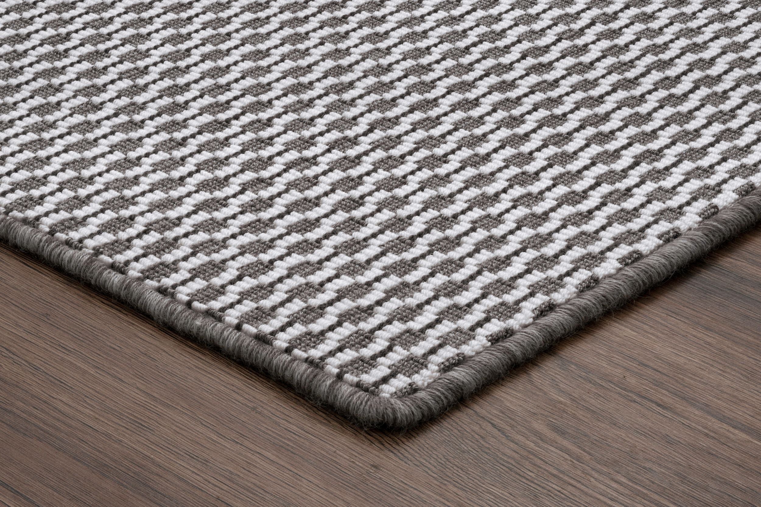 #color_Stone Graphite